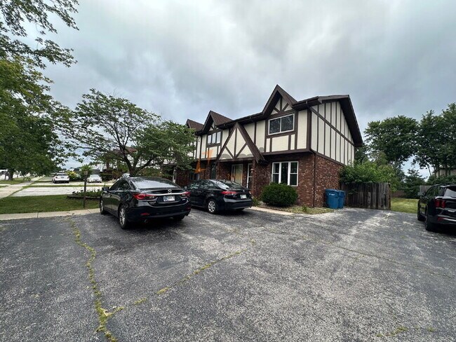 Photo - 711 Wellington Dr