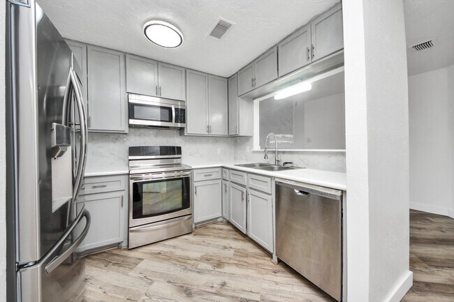 Photo - 11627 Bowlan Ln