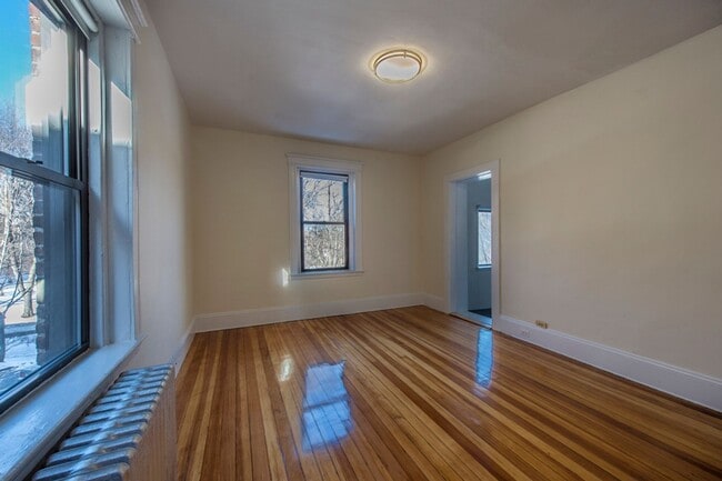 Photo - 2 bedroom Brookline @ BU