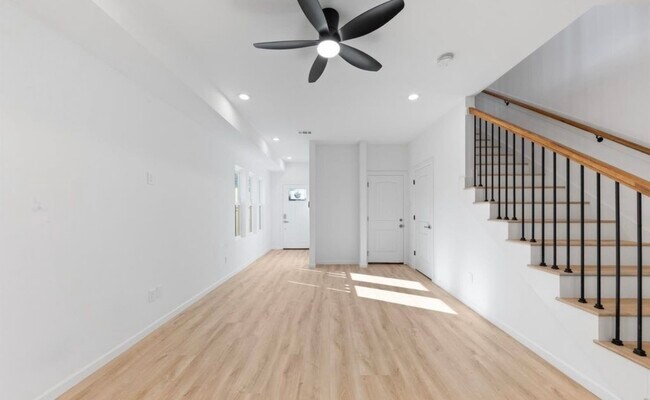 Photo - 4227 Gunter St