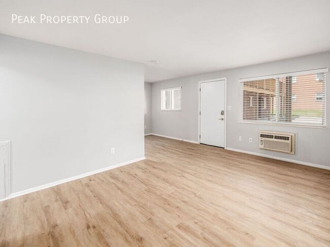 Photo - 593 Riverview Dr Unit C