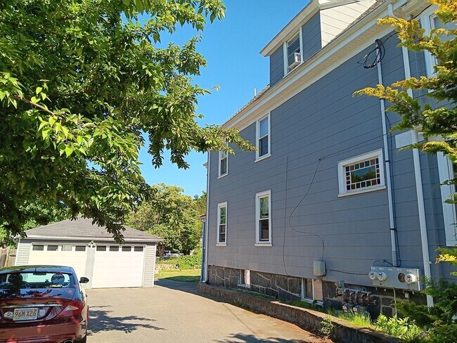 Photo - 63 Spruce St Unit 2