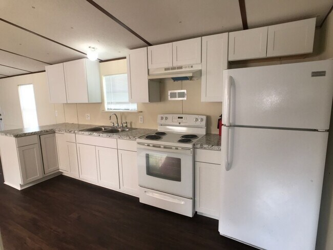 Photo - Grove Point Mobile Homes