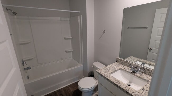 Photo - 427 Coconut Dr