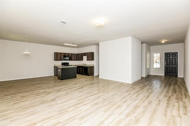 Photo - 2813 Red Head Pl