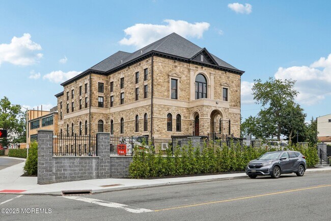 Photo - 179 Chelsea Ave Apartment Unit 104