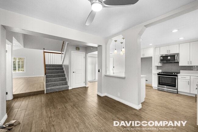 2840 Oak Creek Dr
