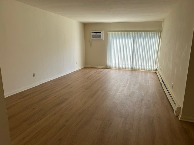 3705 James St Unidad 2F