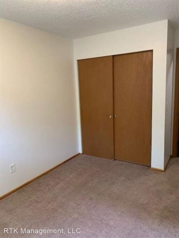 Photo - 7673 E River Rd