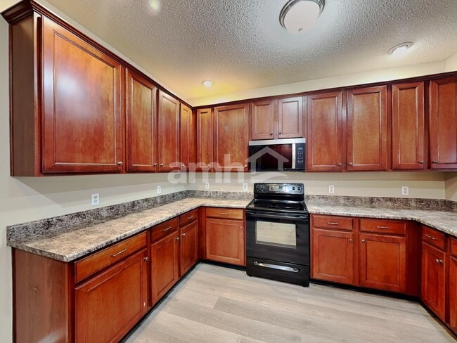 Photo - 10709 McClain Dr