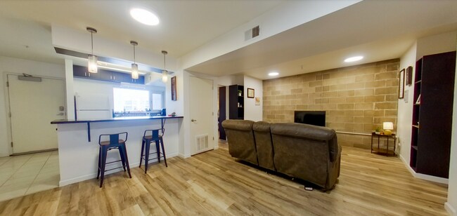 Photo - 1112 Moro St Unit B