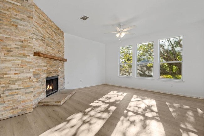 Photo - 2209 Boneset Trail