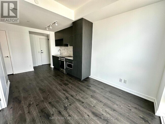 Photo - 100 Queen St E Unit 2902