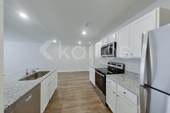325 Ironwood Ct