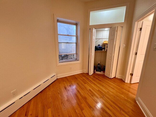 Photo - 2449 N Maplewood Ave