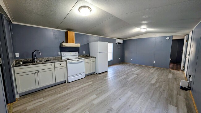 17726 Rio Bravo Blvd