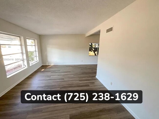 Photo - 153 SE Calmoso Dr