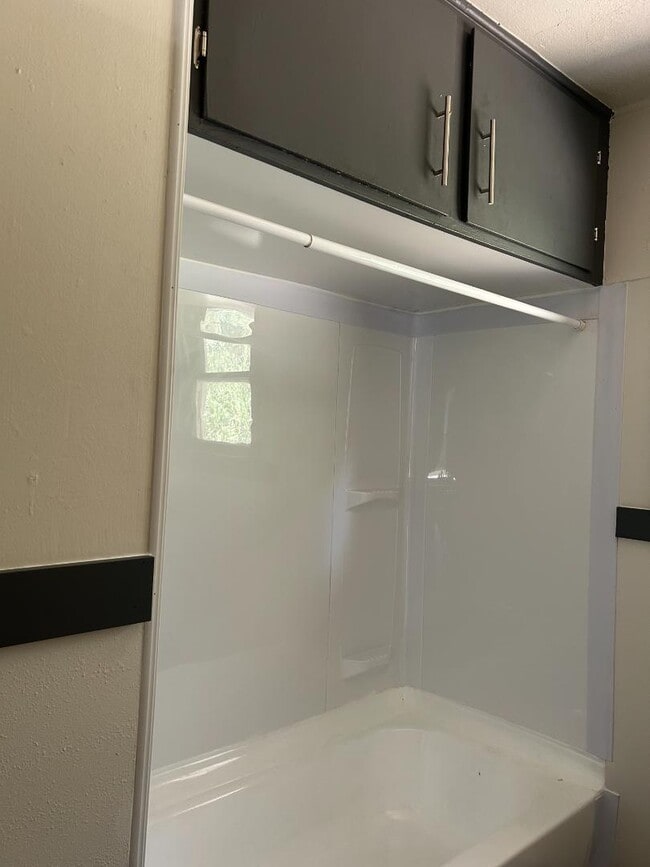 Building Photo - 205 Gammage St