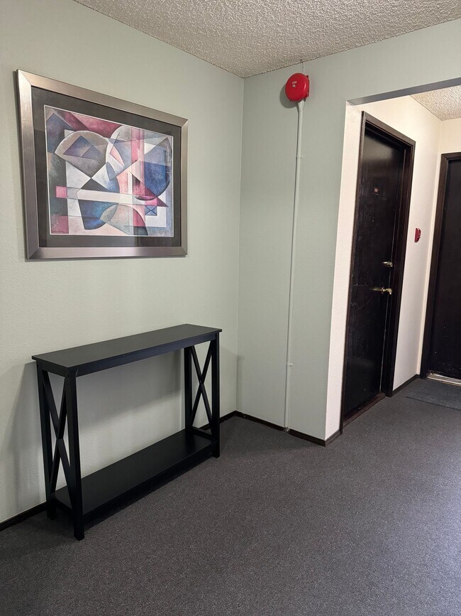 Nancy-Lee Apartments