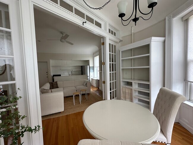 Photo - 362 Commonwealth Ave Unit APT 2H