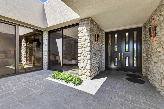 Photo - 15 Johnar Blvd