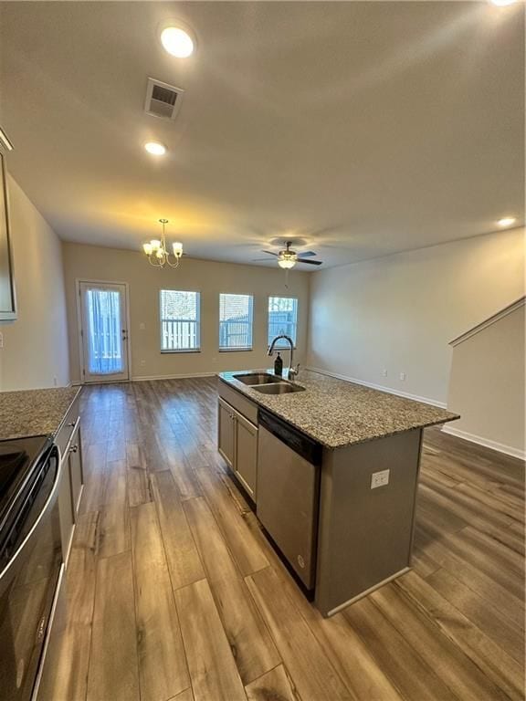 Photo - 115 Buckingham Ln