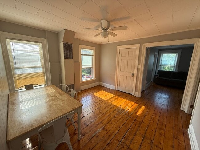 Photo - The Study at Congress Unit 3