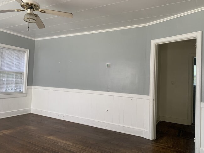 Photo - 1105 N Charlotte Ave