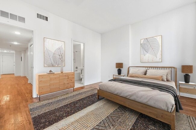 Building Photo - 357 Varick St Unit 123B