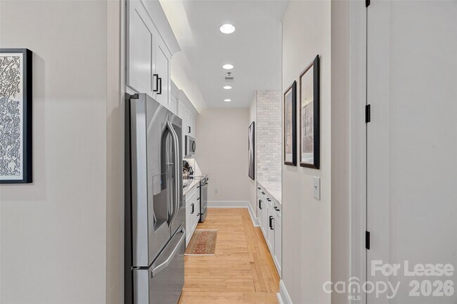 Photo - 310 Arlington Ave Unit 205