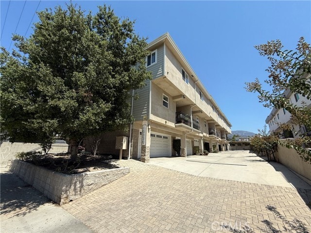 Building Photo - 10330 Mt Gleason Ave Rental