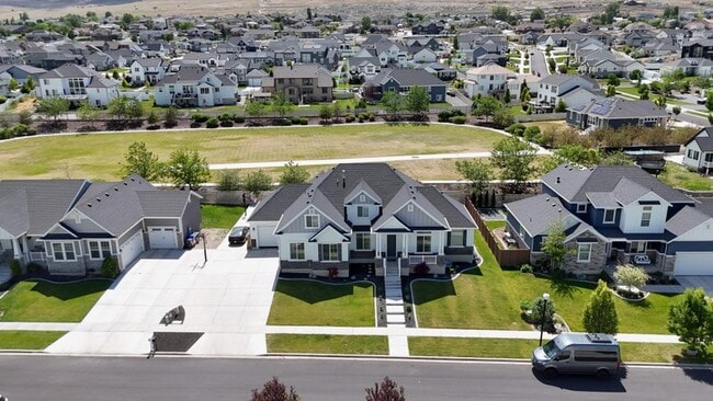 Photo - 3687 S Spinnaker Bay Dr