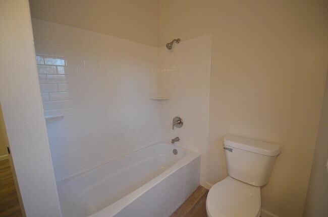 Photo - 612 Highway 55