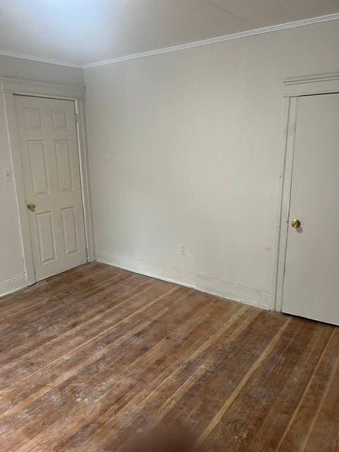 15 Tuthill Ave