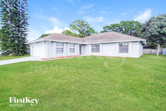 Photo - 1377 Prum Ave NW