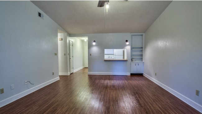 Photo - 4779 Leah Ln