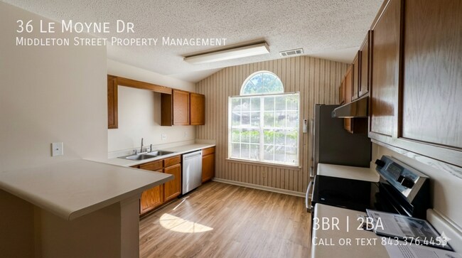 Photo - 36 Le Moyne Dr