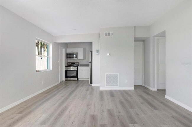 Photo - 304 E Madeira Ave