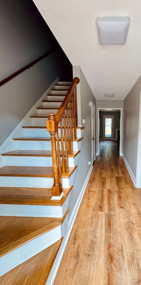 Photo - 5612 Darrow Dr