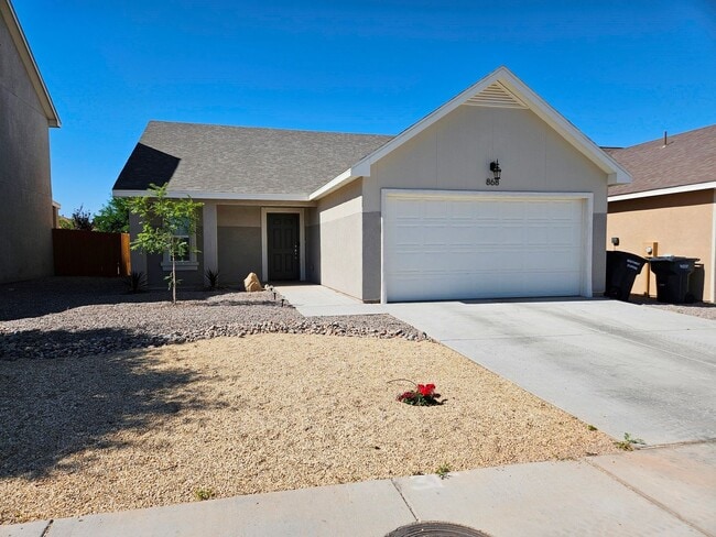 Photo - Open & Airy 3 Bedroom/2 Bath Home with Refrigerated Air