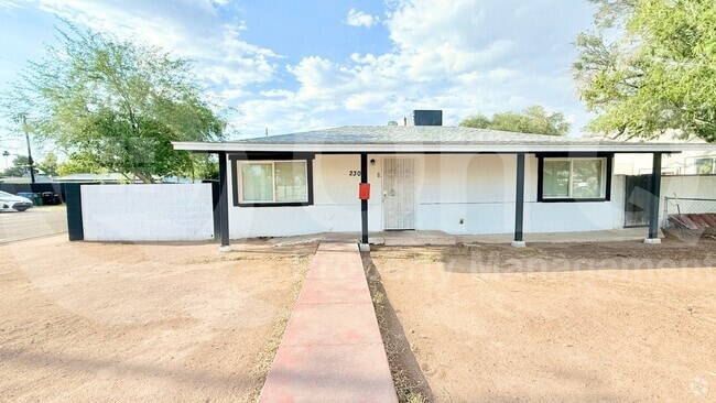 Building Photo - 2302 E Yale St Rental