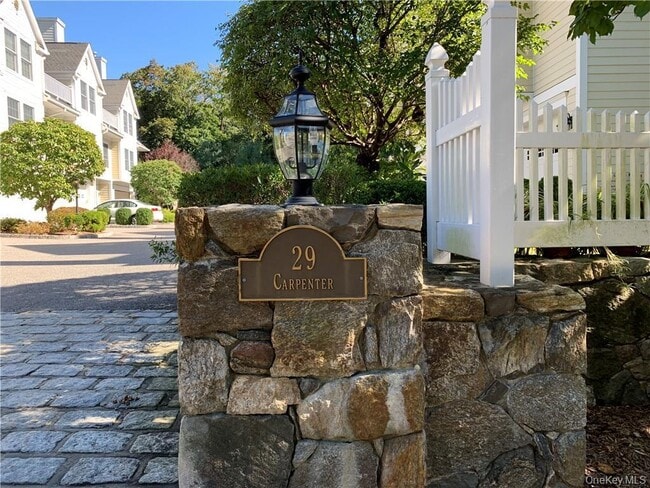 Building Photo - 29 Carpenter Ave Unit B6