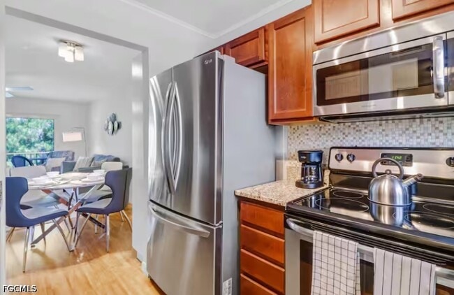 Photo - 170 Turtle Lake Ct Unidad 309