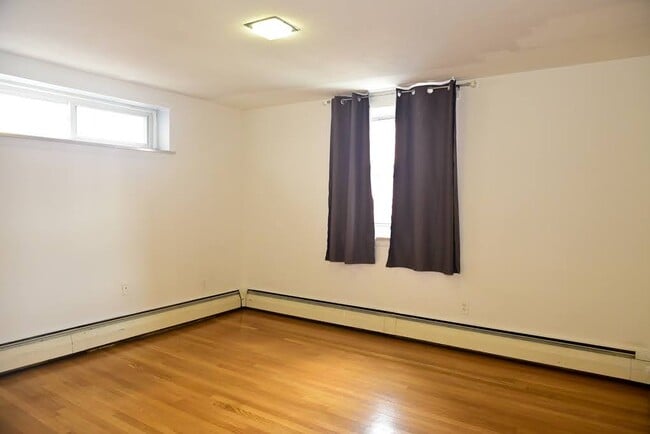 1er dormitorio - 11 Commonwealth Court Unidad 6