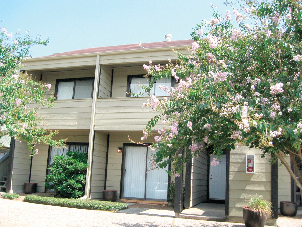 Park Place Apartments - Park Place Apartments