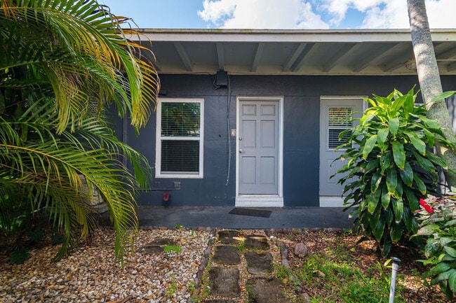 Photo - 817 NE 19th Ave