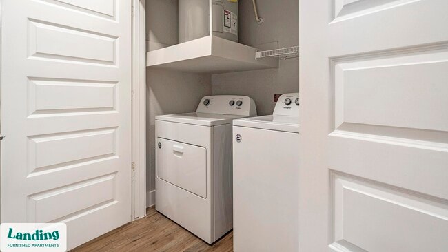 Photo - 17715 Overlook Loop Unidad 12103