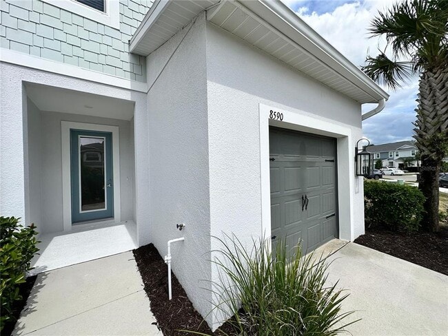 Photo - 8590 Canyon Creek Trail