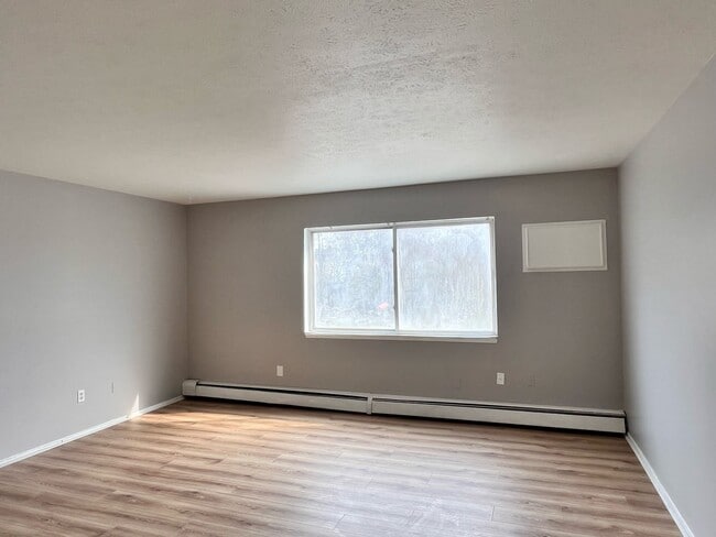 Photo - 3265 E 143rd St Unit 208
