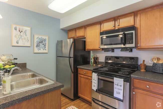 1BR,1BA,-The Addison - Wyndham at Hampton